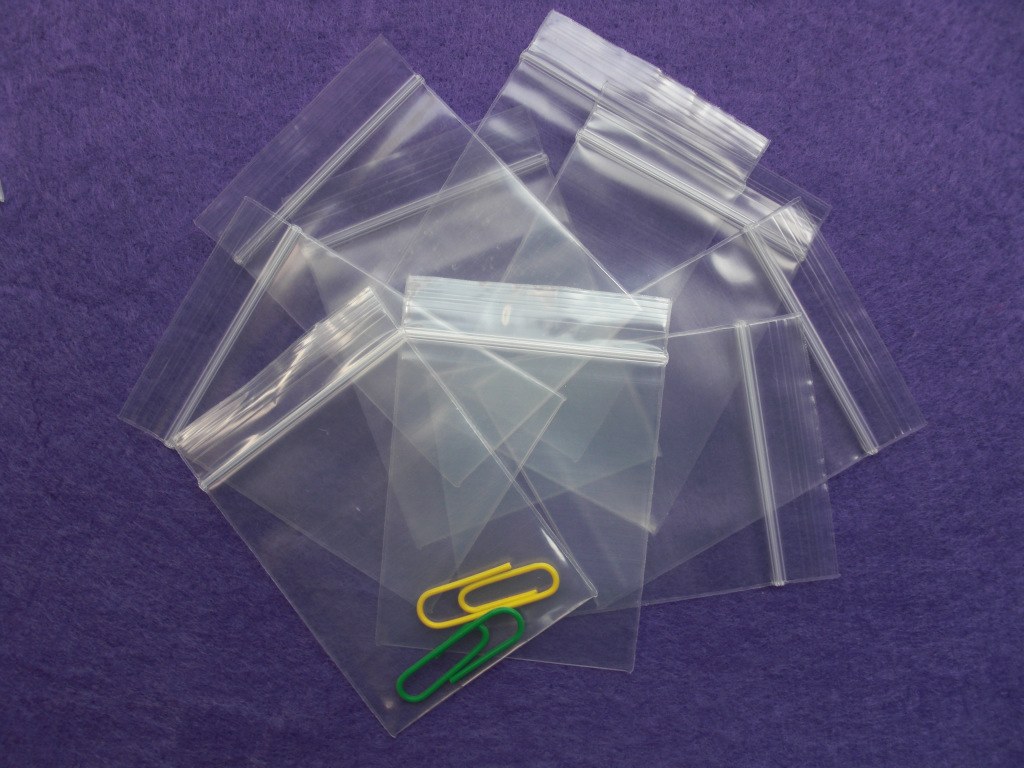 Clear zip lock bags in different sizes